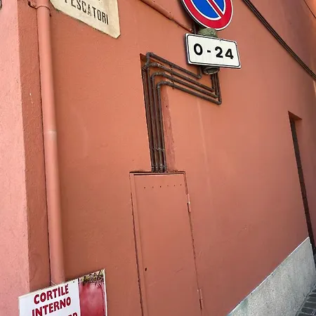 The Alley 7